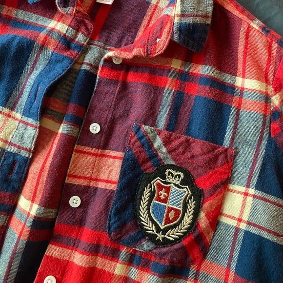 Women’s Tartan Flannel - Picture 4 of 11